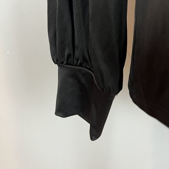 Trina Turk Molise Top Black Long Sleeve Cut Out Drape Neck Blouse Size Large NWT - Picture 5 of 11